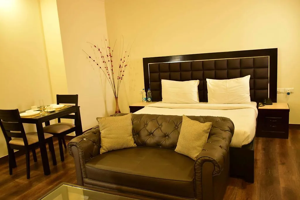 When In Gurgaon - Service Apartments, Next To Artemis Hospital