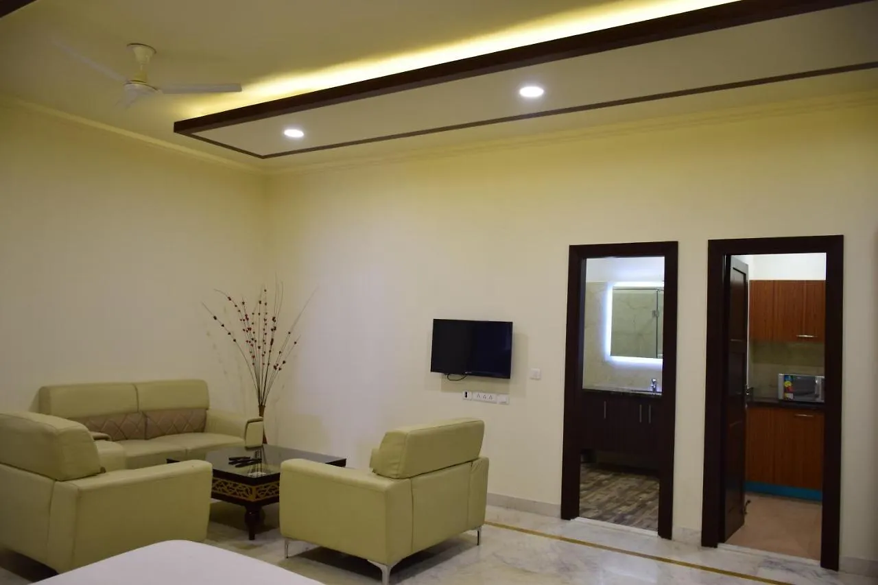 When In Gurgaon - Service Apartments, Next To Artemis Hospital India